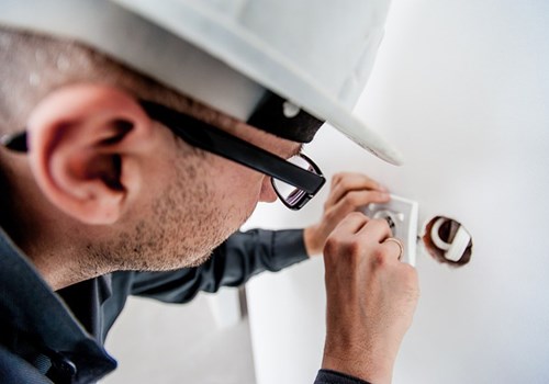 Benefits Of Using a Local Builder Benefits Of Using a Local Builder